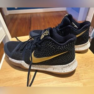 Nike Kyrie Irving 3 “Obsidian”